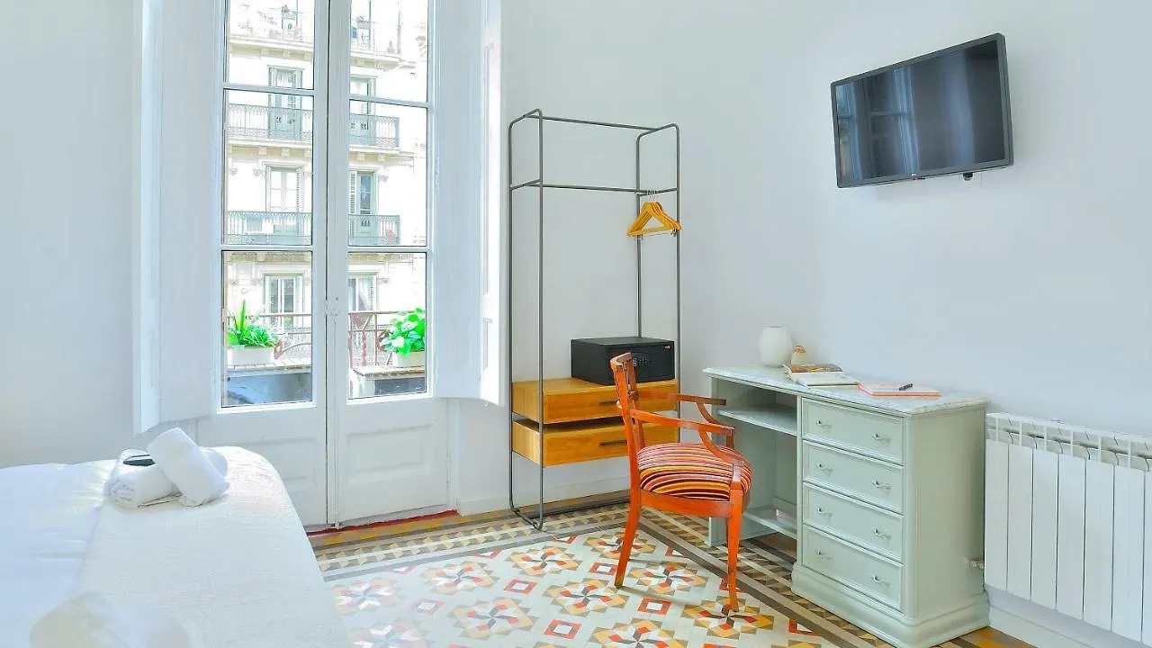 Hostal Girona Barcelona 2*,  Španělsko