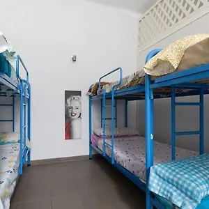  Albergue Bedcelona