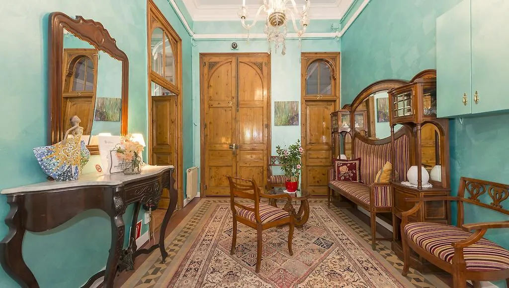 Hostal Girona Barcelona Pensión