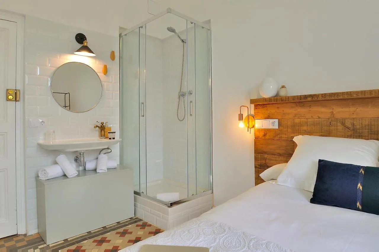 Hostal Girona Barcelona