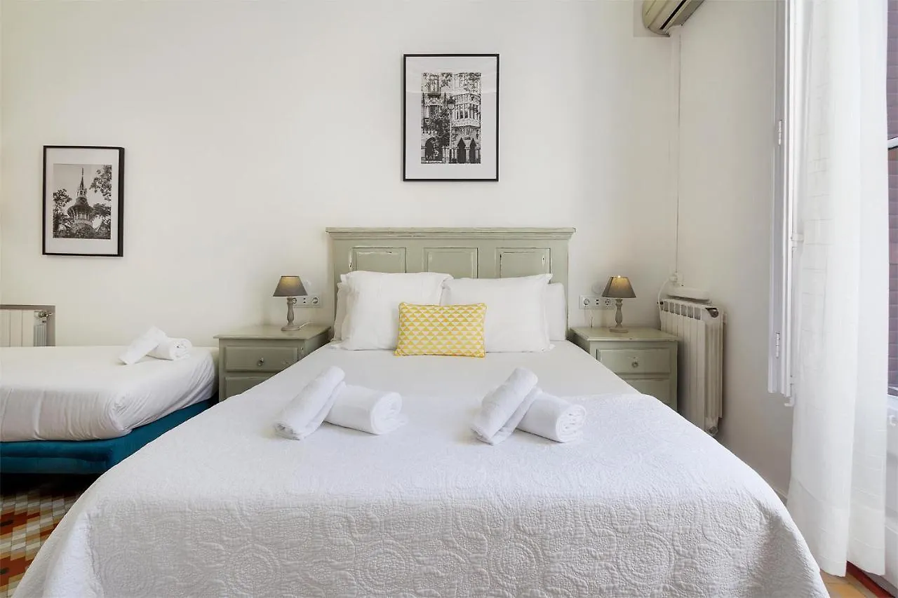 Hostal Girona Barcelona Pensión